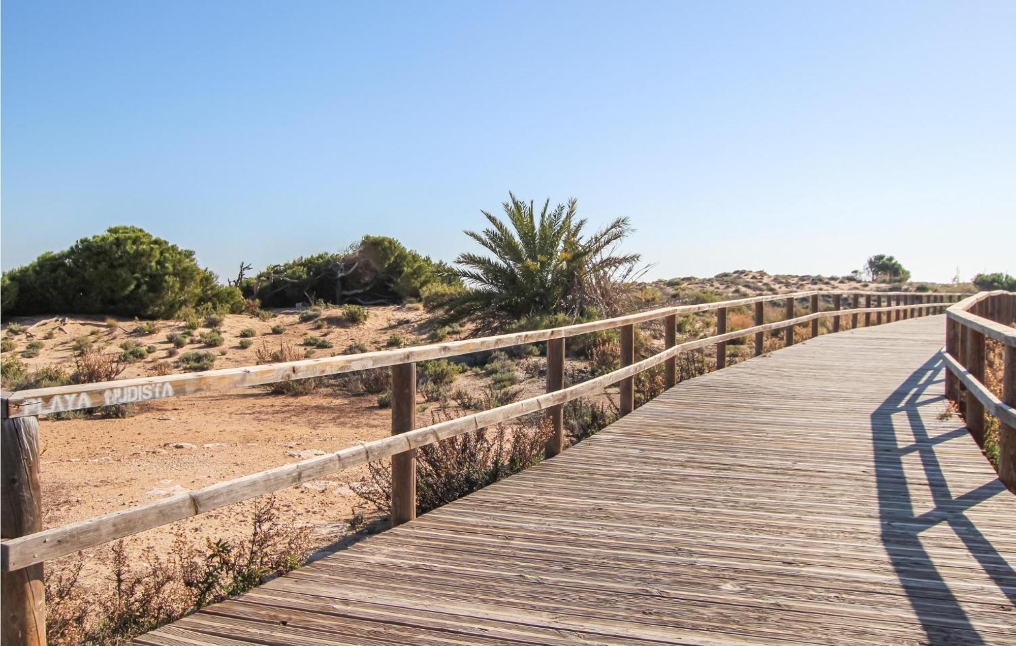 Beach Front Apartment In Los Arenales Del Sol Bagian luar foto